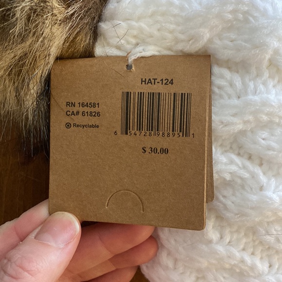 Just Cozy Knit Hat - Picture 4 of 5